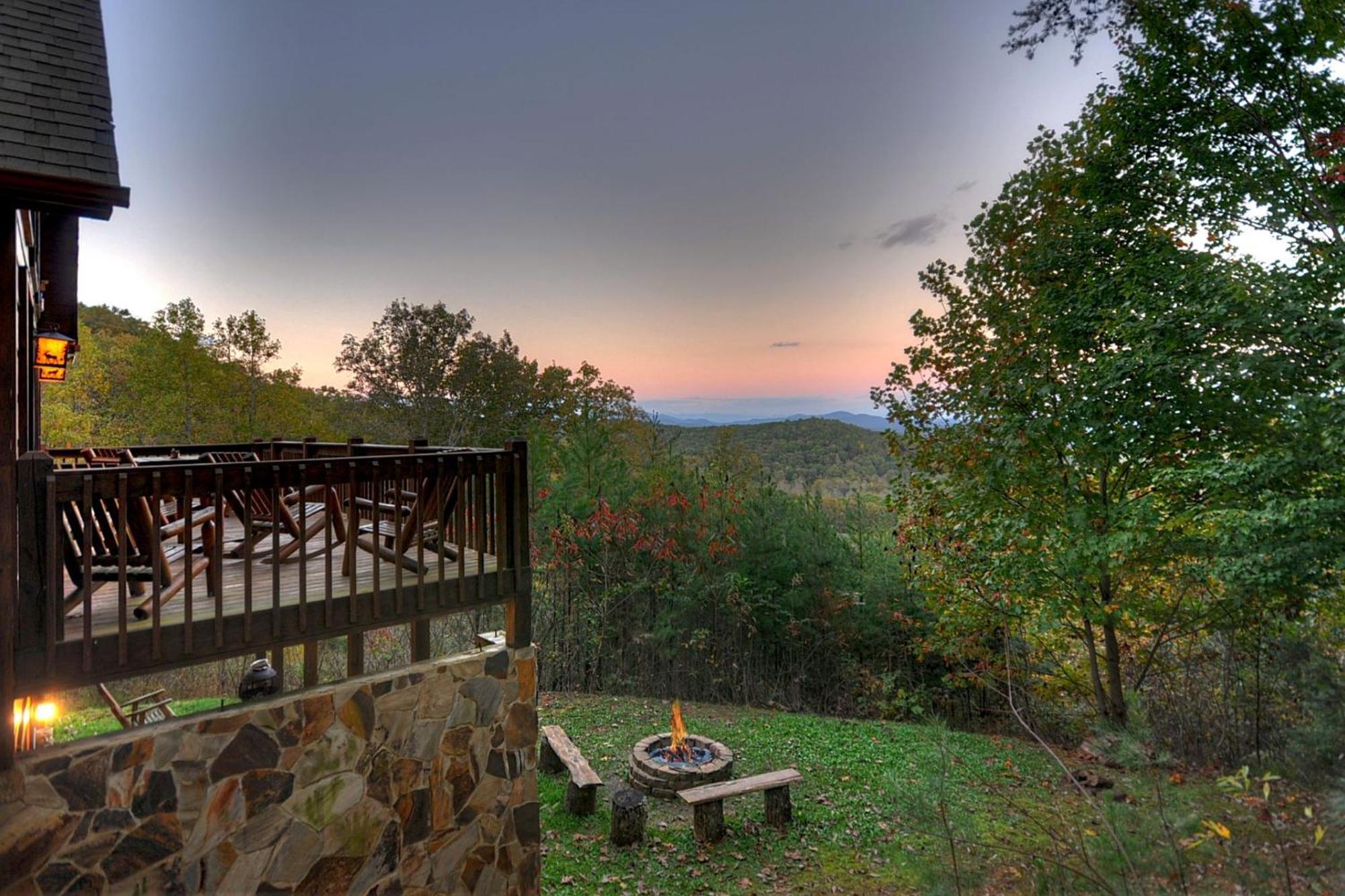 The View Sweeping Mountain Views Gas Fireplace Game Room Hot Tub Blue Ridge Exterior photo