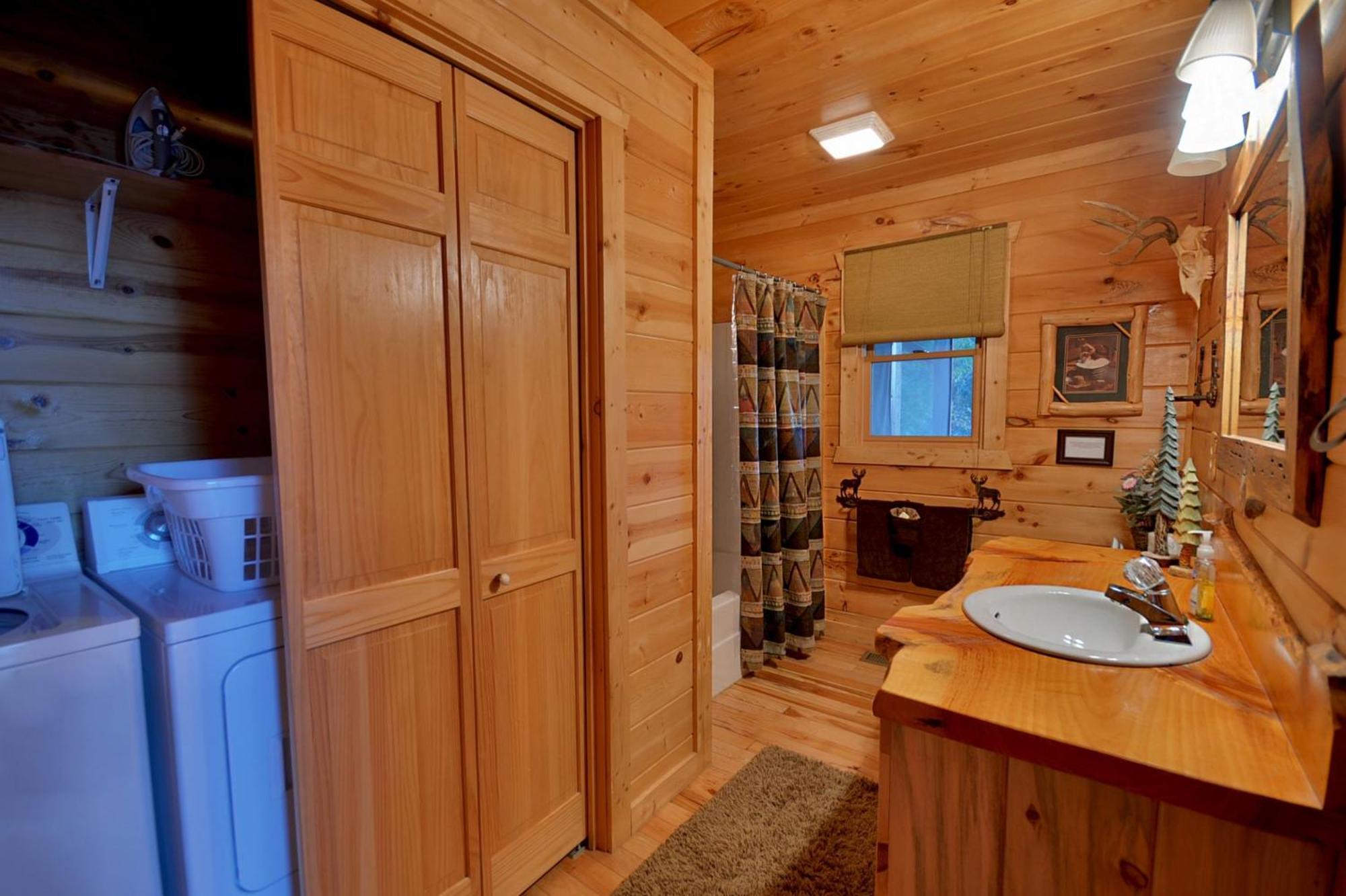 The View Sweeping Mountain Views Gas Fireplace Game Room Hot Tub Blue Ridge Exterior photo